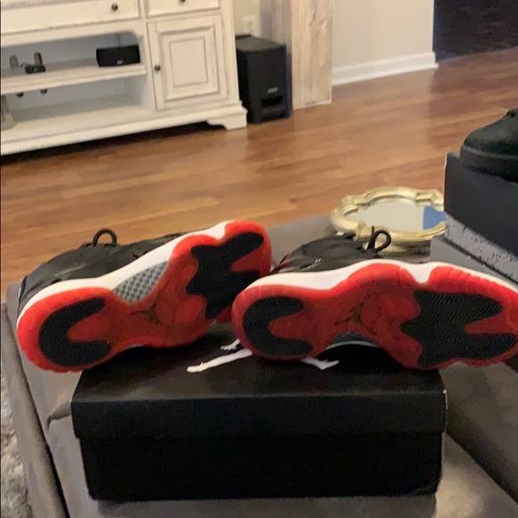 Jordan 11 breds 2012 release - Picture 3 of 8